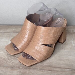 Vince Nelda Cutout‎ Croc Embossed Leather Heeled Mules Size 8.5